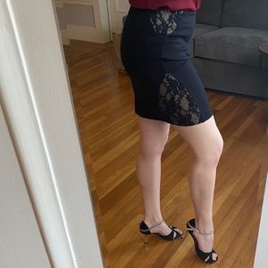 ❌SOLD❌ Express Lace Inset Pencil Skirt size 6